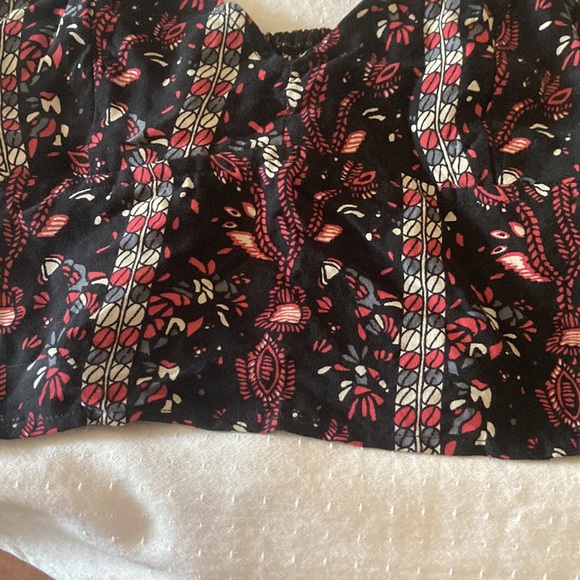 Hollister croptop - Picture 4 of 8